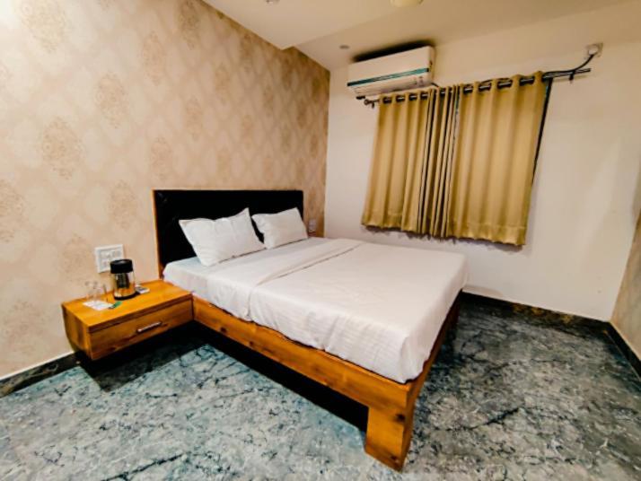 Hotel The Shah Imperial à Gwalior Extérieur photo
